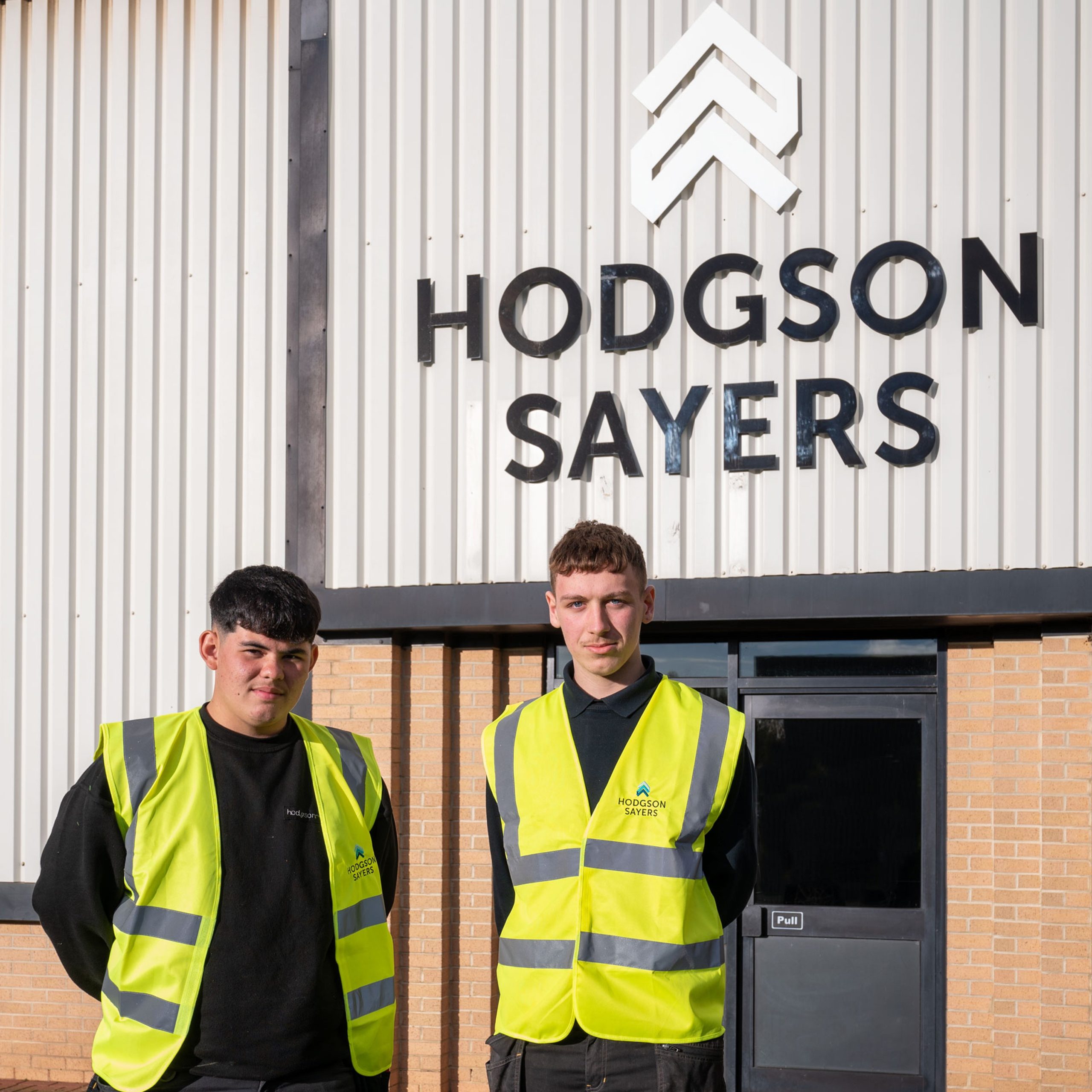 Hodgson Sayers apprentices-60dfc4fa